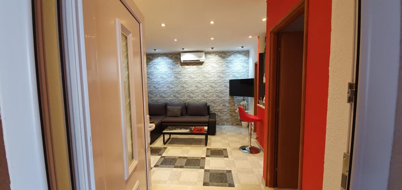 Holiday Home Jass Near Makarska Zagvozd Eksteriør billede