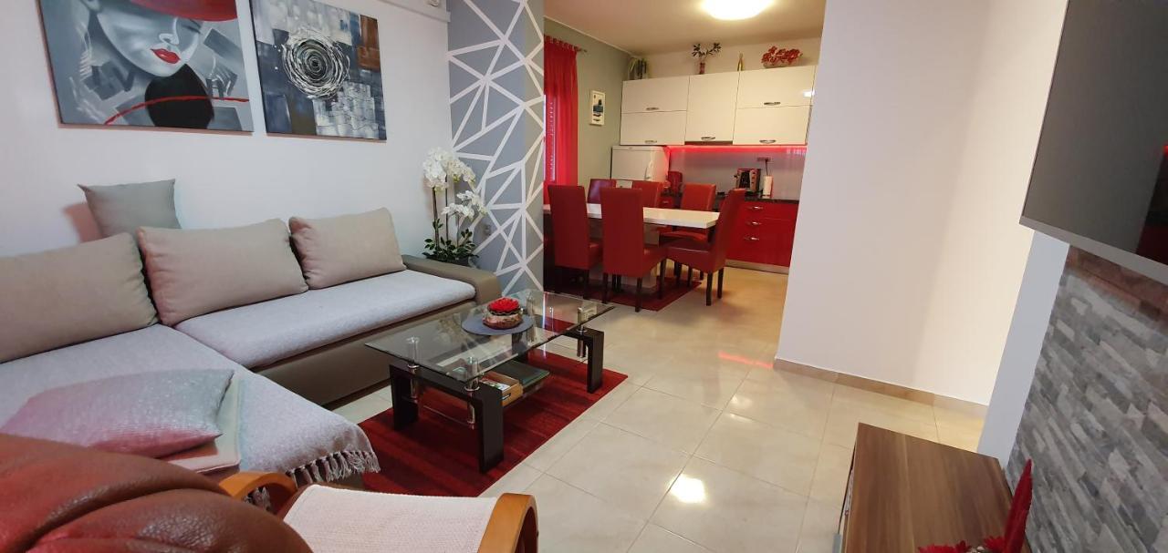Holiday Home Jass Near Makarska Zagvozd Eksteriør billede
